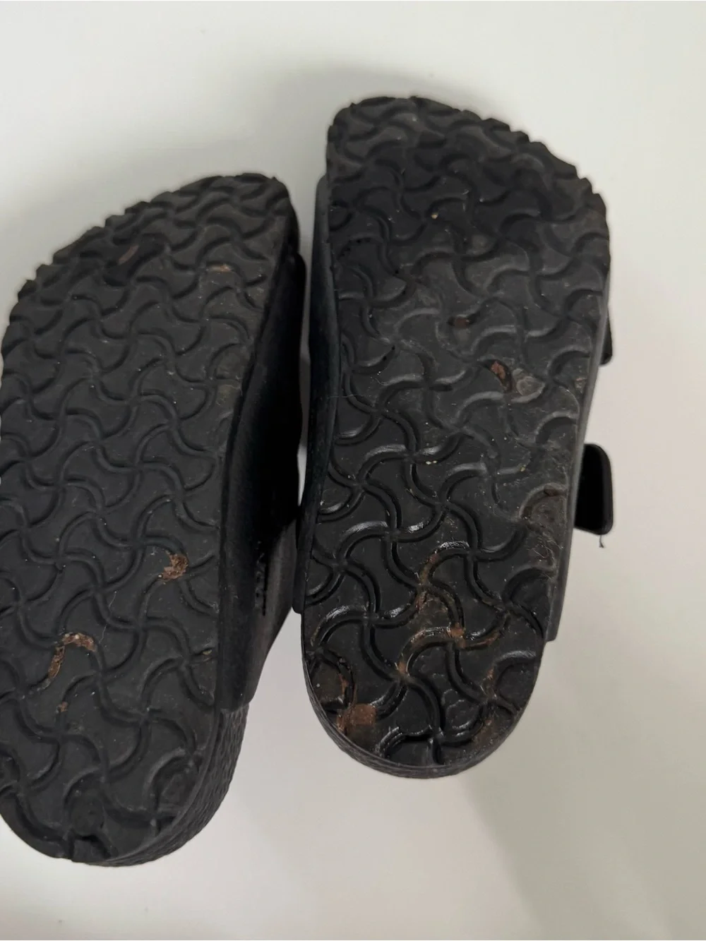 Birkenstock black sandals toddler 9